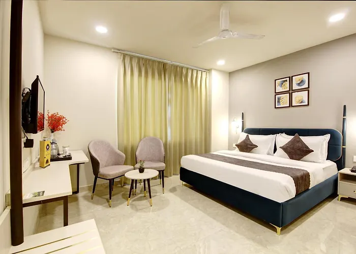 Saltstayz Select - Golf Course Road & Sector 27