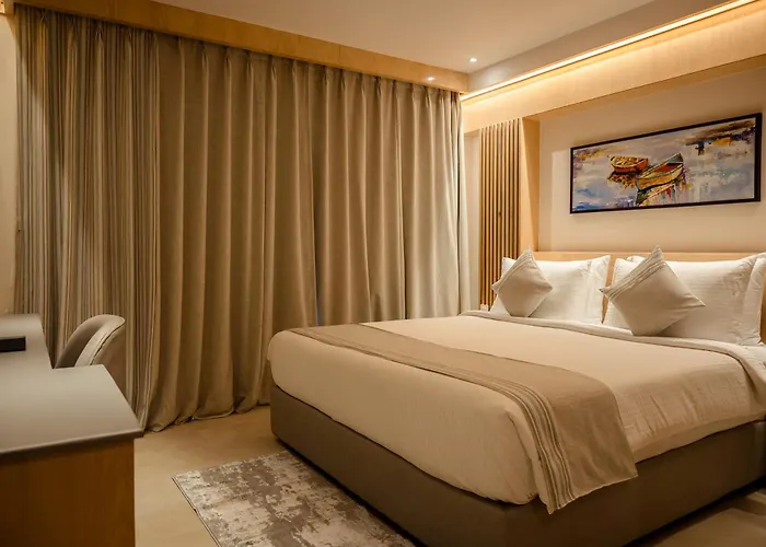 Hotel Lake View