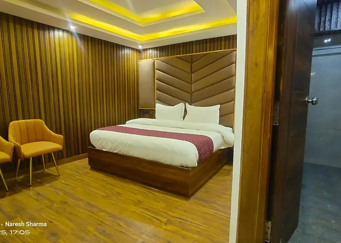 Mountain Zest - Shimla Royale - Free Pickup From Railway Station Shimla