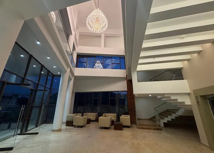 The Pearl Club Resort