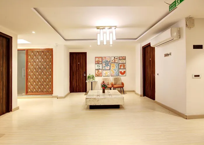 Limewood Stay - Unitech Cyber Park
