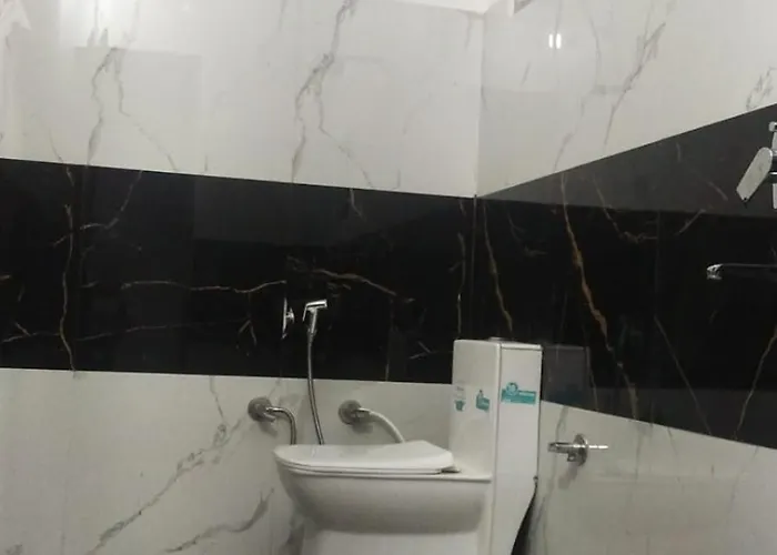 Hotel Kadamb, Palwal