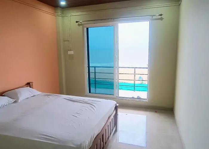 Aisiri Comforts Beach Stay And Cafe
