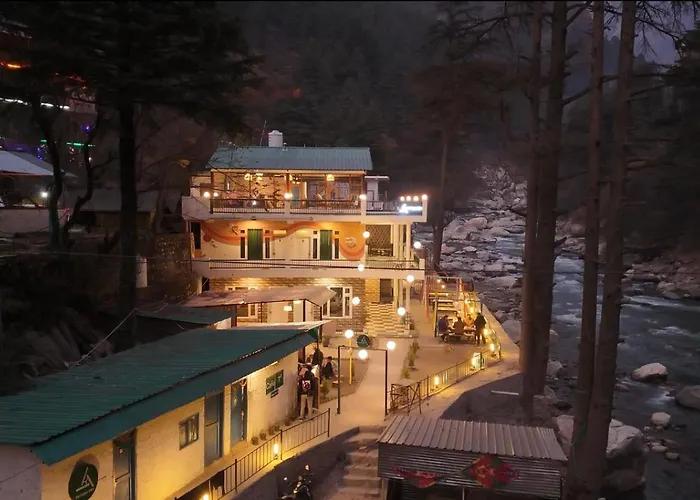 The Trippy Tribe Riverside Hostel Kasol