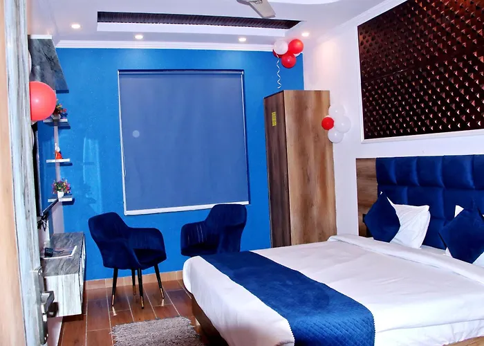 Red Leaf Hotels