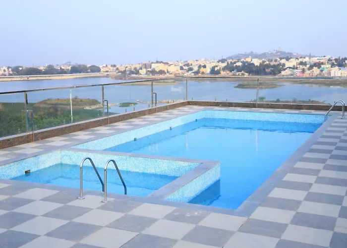 Hotel Anand Grand