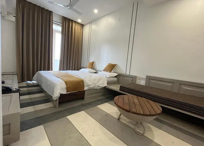 Nkaasa Hotel Personal Suites