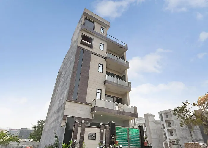Hotel O Galaxy Homes