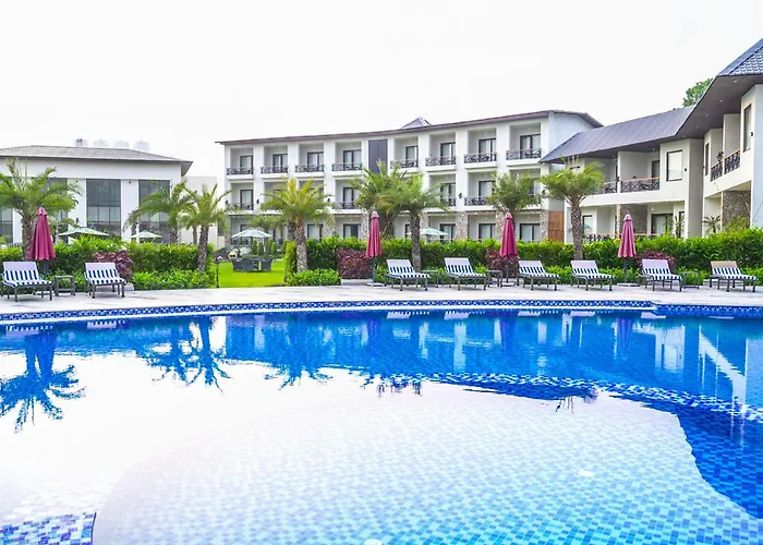 Shervani Pebbles & Pines Resort & Spa, Corbett