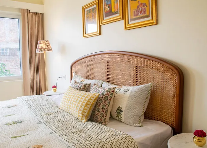 Pushpak Boutique Homestay