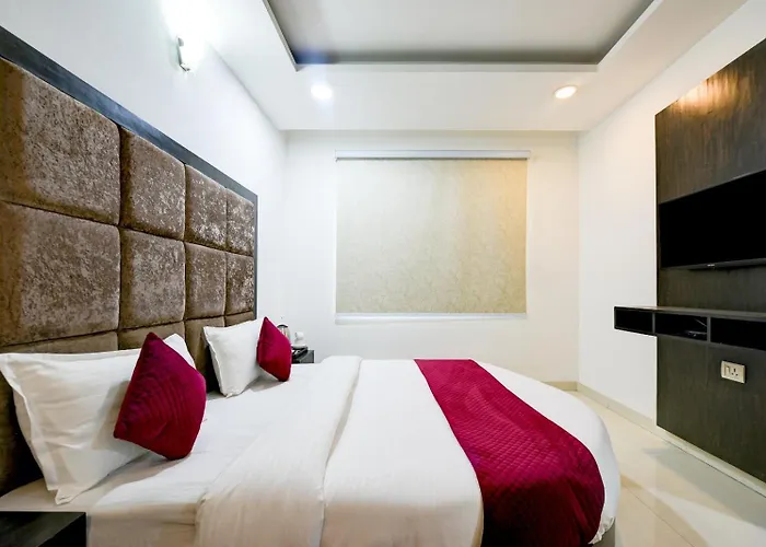 The Atlantes Suite Near Delhi Airport