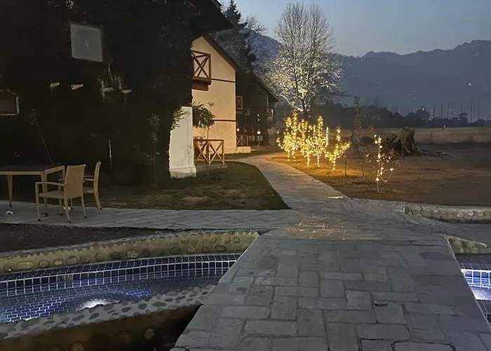 Apple Valley Resort
