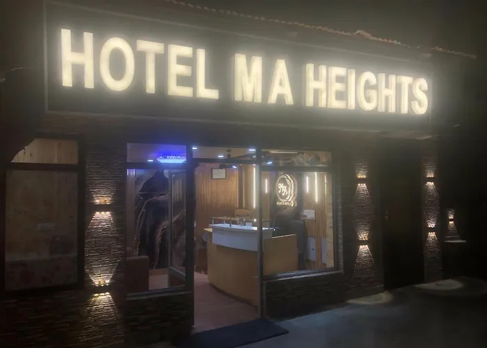 Hotel Ma Heights