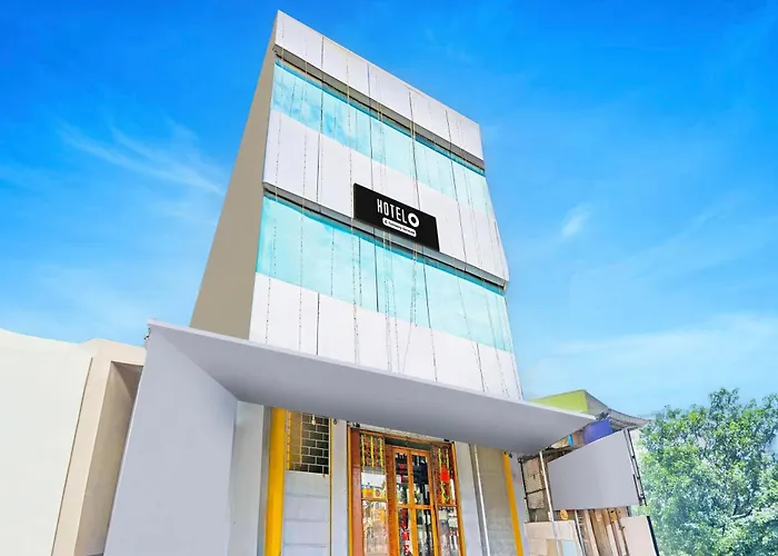 Super Hotel O Thavalakuppam Near Bus Stand