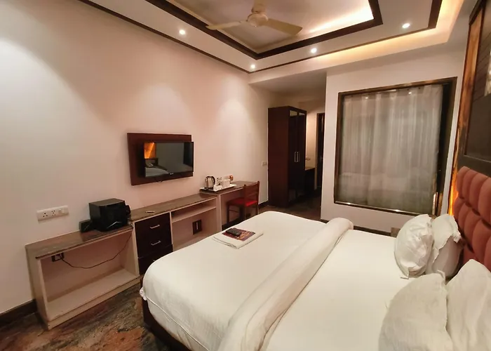 Jjk Rukmini Vilas Hotel & Banquet