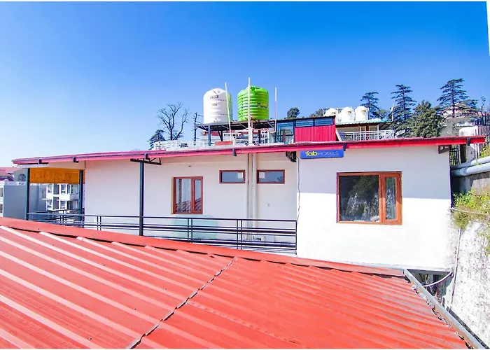 Fabexpress Kalsia Homestay - Nr Radha Krishna Mandir