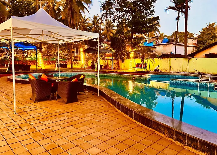 The Calagute Beach Resort By Shivam Resort 1 Km From Beach