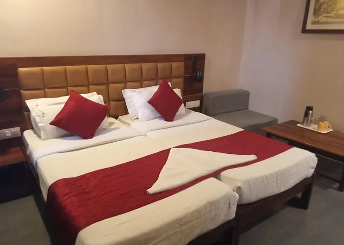 Hotel Samrat, Kolhapur