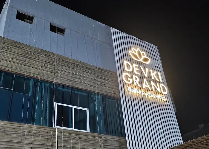 Devki Grand Hotel Gwalior