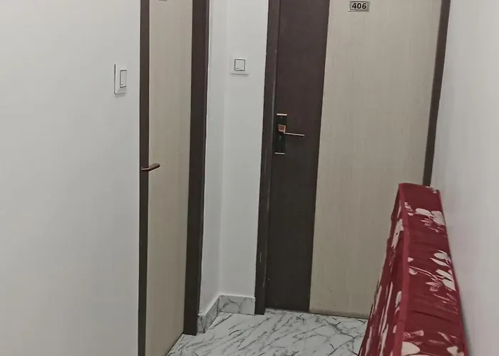 Hotel S.R Royale