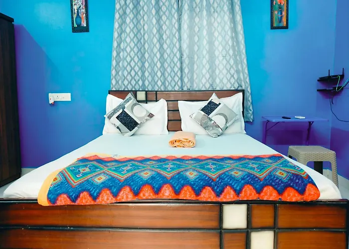 Studio Apartment With Private Entrance, Behind Dlf And Near L&T, Rmz It Park And Close To Srmc & Miot Hospital