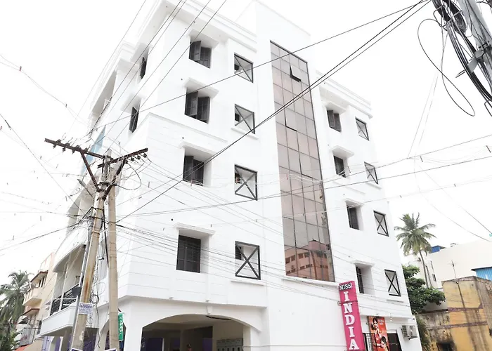 Shree Service Apartment