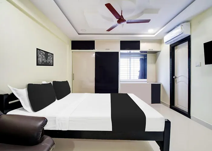 Super Hotel O Murali Nagar Near Nad Junction