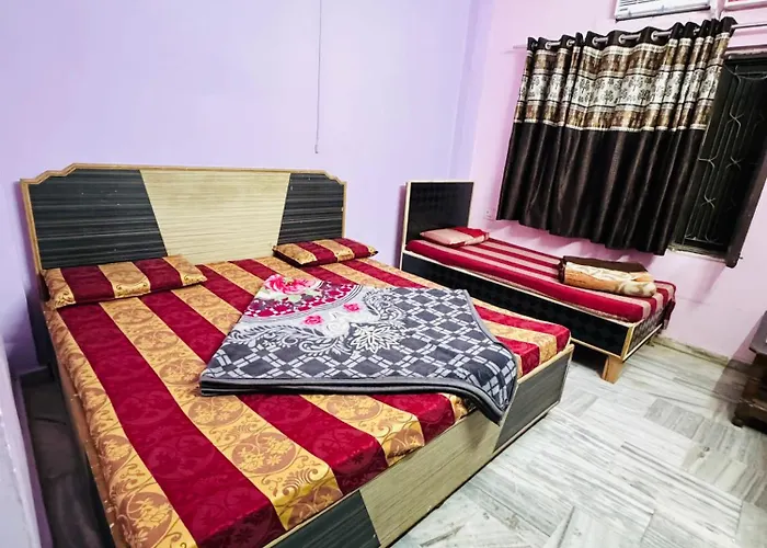 Hotel Hari Ganga - Harkipauri Road