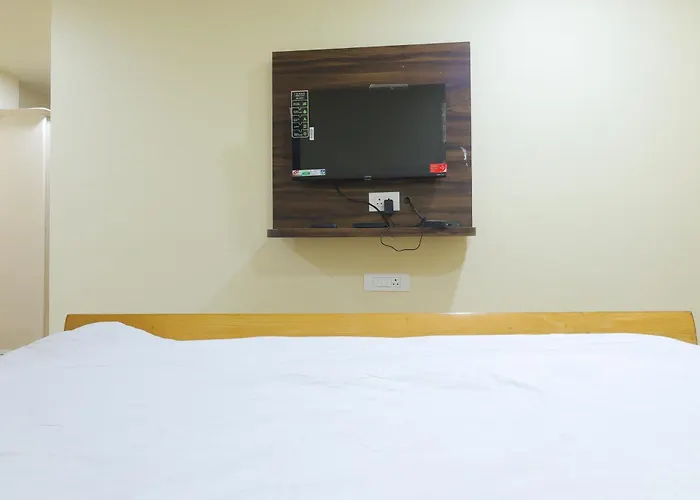 Vibha Raj Grand Hotel Kanpur