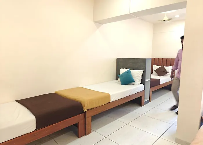 Central Inn, Kolhapur