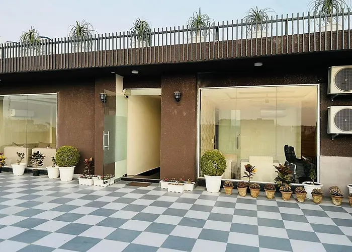 Hotel Riverb New Delhi