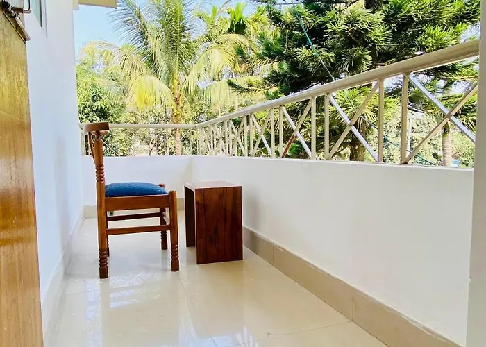 Jm Suites Prasanti Hotel