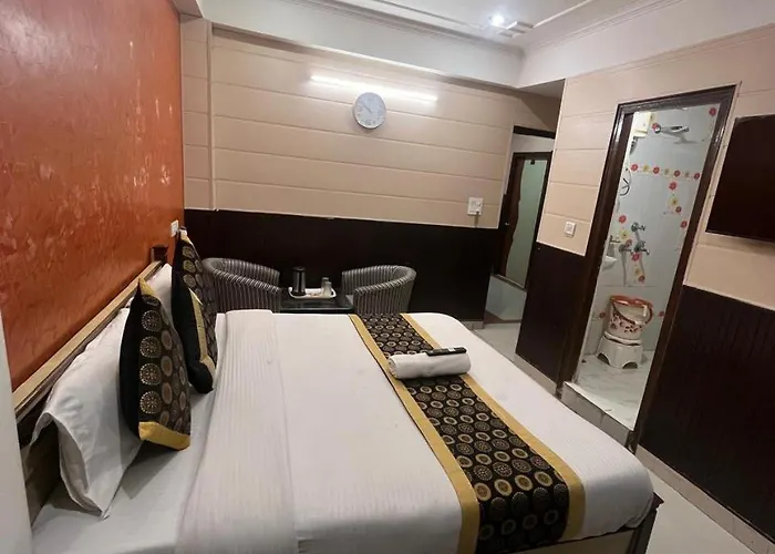 द्वारकानाथ Hotel