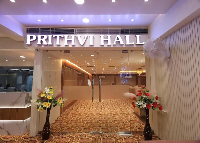 Hotel Mandakini Royale