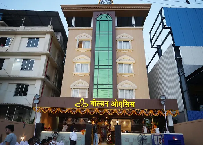 Golden Oasis Suites