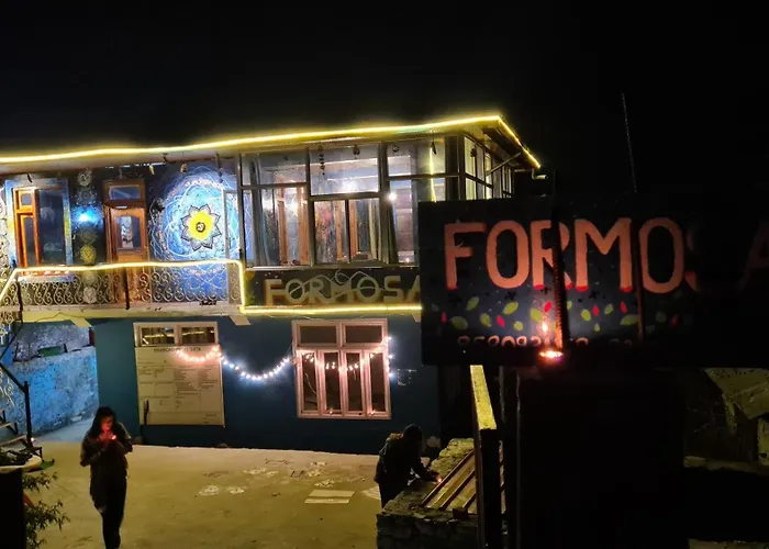 Formosa Cafe Hostel Kasol Goa