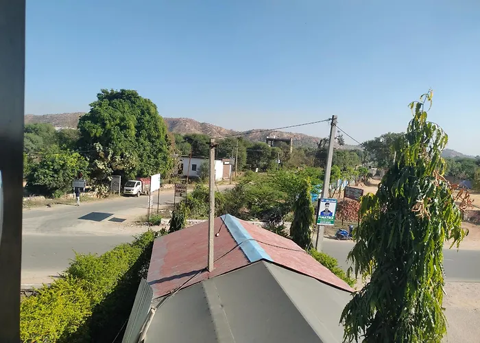 Aravalli Mount View Hotel And Restaurant
