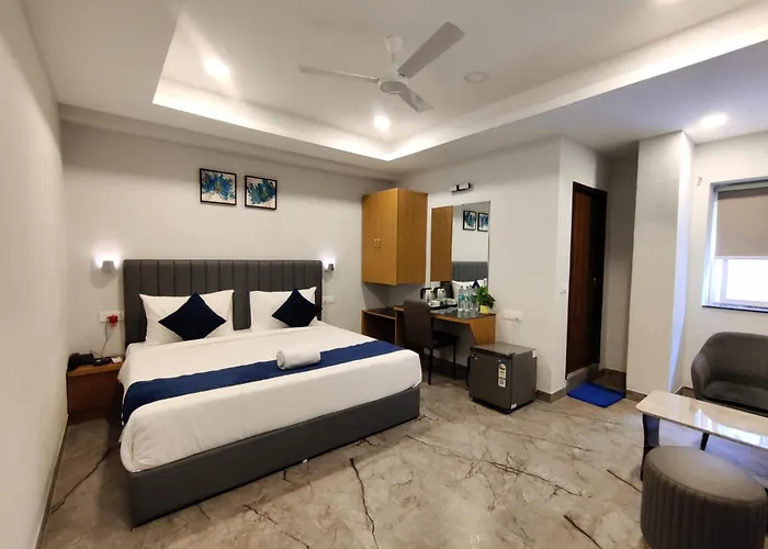 Yellow Sapphire Hotel Gachibowli