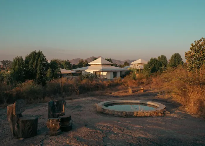 Brij Pola, Jawai - Luxury Jungle Camp With Private Pools