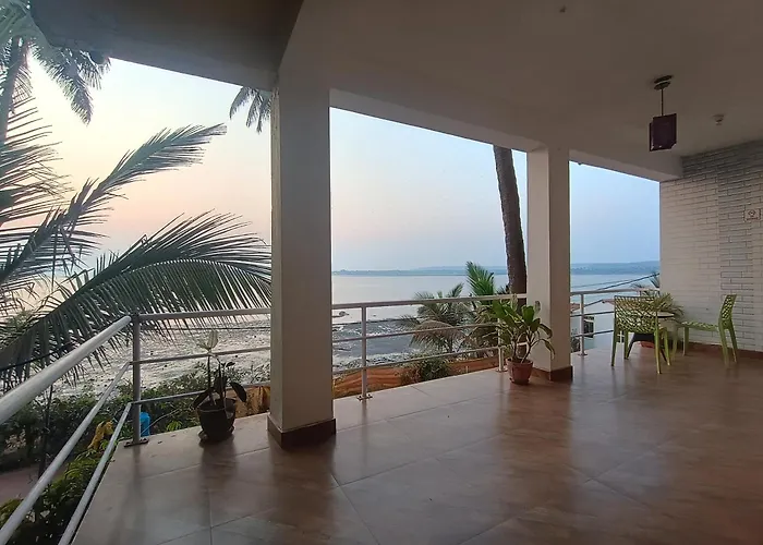 Gs Home On The Bay- Super Sea & Garden View Glass Studio Apartment