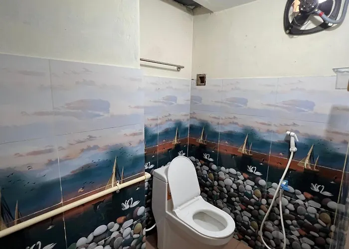 Ganga Family Stay - 2Bhk Near Ganga Hospital