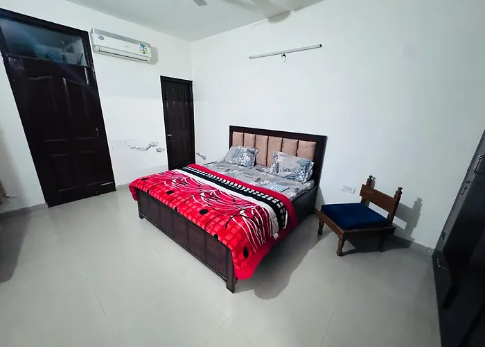Homely Stay 7