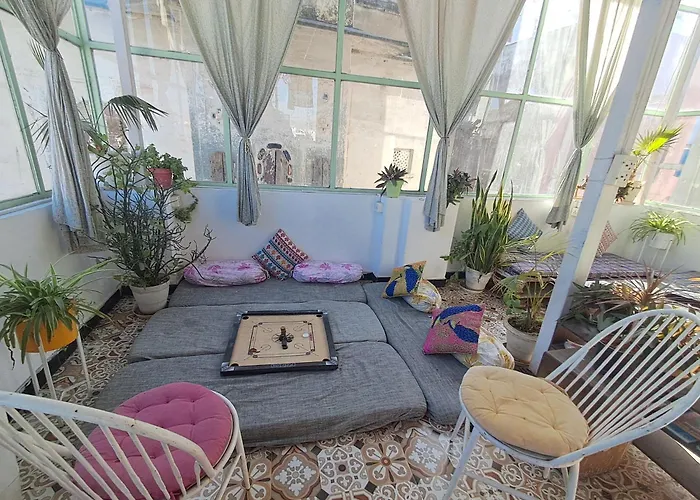 Raahi Backpacker'S Hostel- Lake View