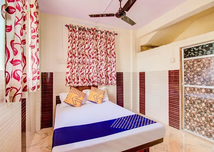 Spot On Sairaj Lodging & Boarding