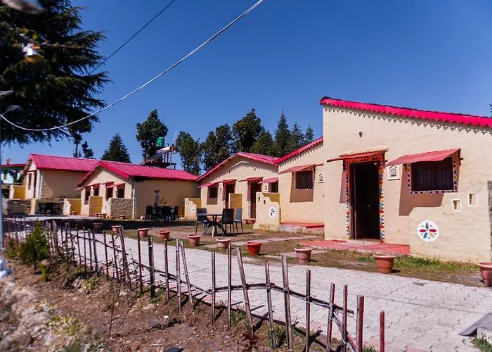 Kana Mud An Ethnic Village Resort - Beautiful View Of Gangotri Mountains