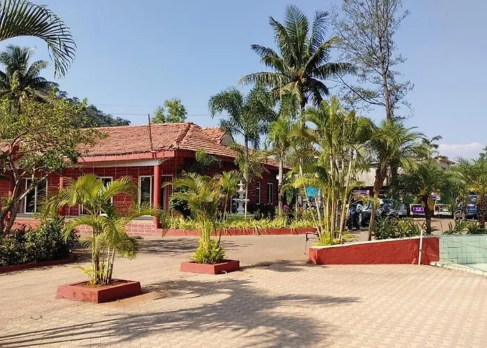 Whispering Woods Resort