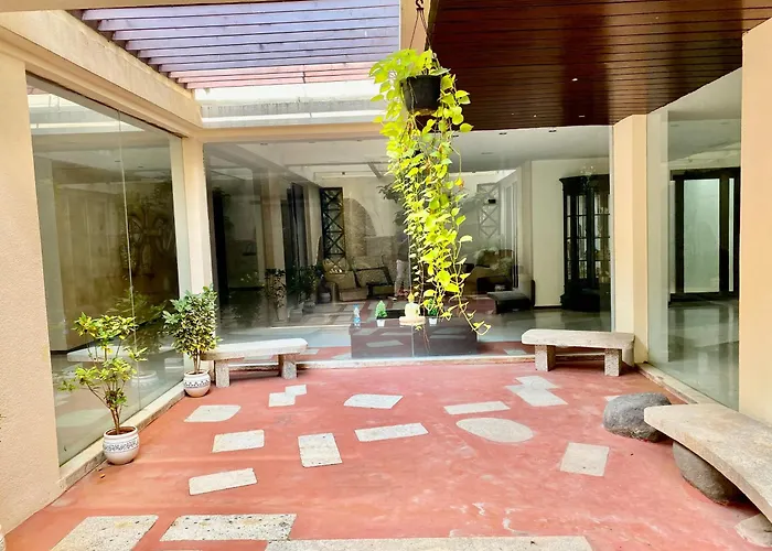 Cozycasa By Nattis Group 4 Bedroom - Jacuzzi & Private Garden