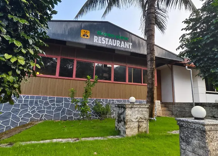 Forest And River Edge Resort