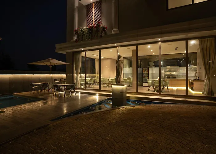 Valentia The Exotic Boutique Hotel - Pure Veg