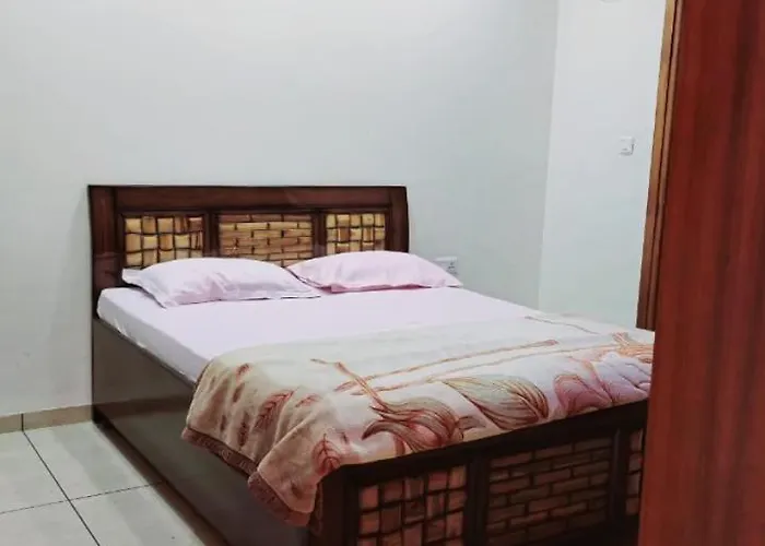 Kamz Homestay Chandigarh 35